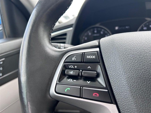 2018 Hyundai ELANTRA LIMITED - Photo 15