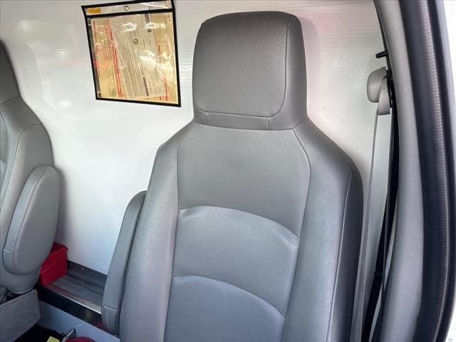 2022 Ford E-Series E-350 SD - Photo 16