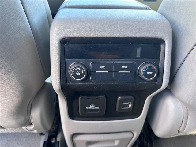 2018 GMC Acadia SLT-1 - Photo 16