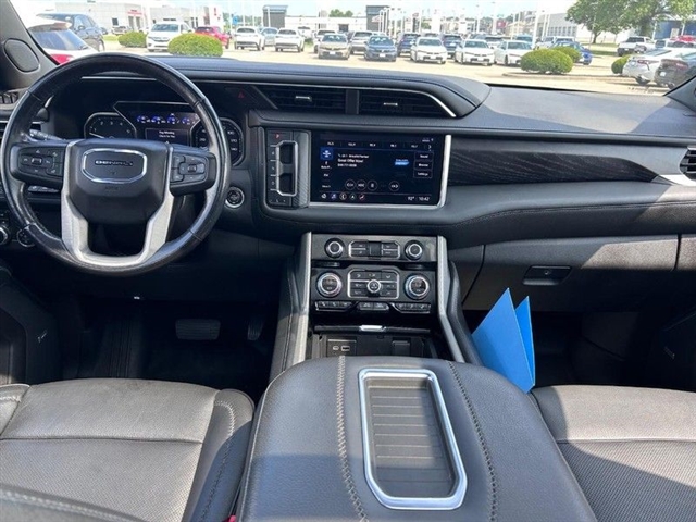 2021 GMC Yukon XL Denali - Photo 16