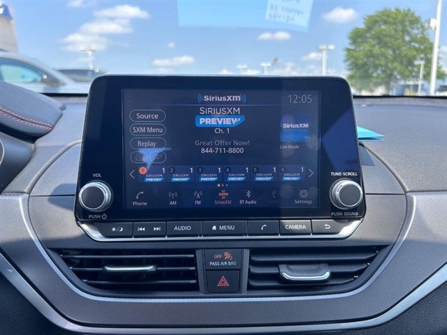 2023 Nissan Altima 2.5 SR - Photo 16