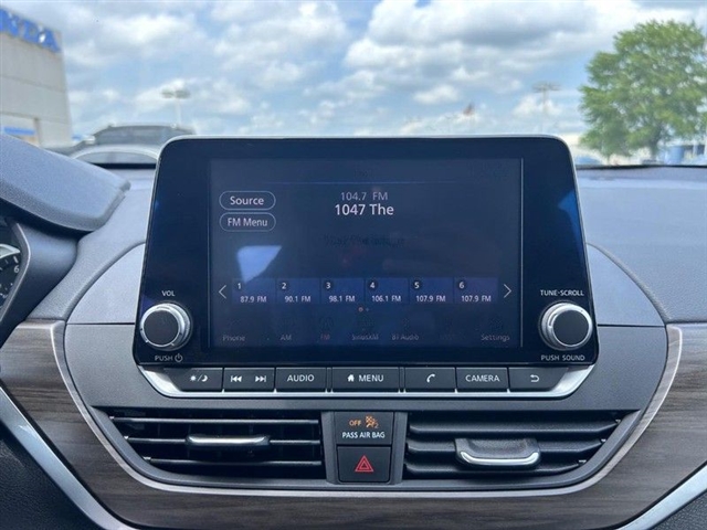 2023 Nissan Altima 2.5 SV - Photo 16