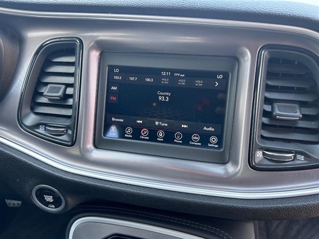 2022 Dodge Challenger R/T - Photo 16