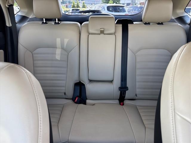 2022 Ford Edge SEL - Photo 16