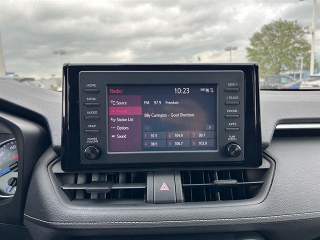 2019 Toyota RAV4 Hybrid LE - Photo 16