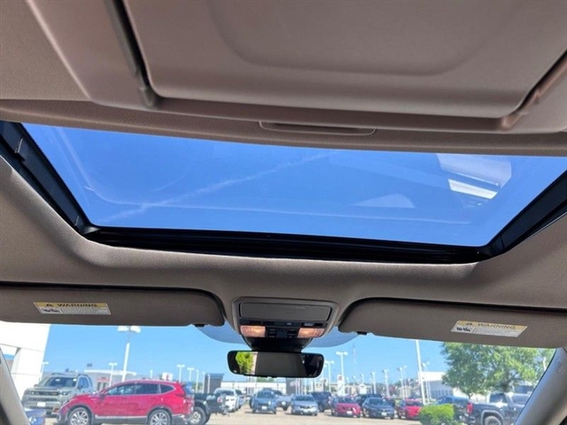 2023 Honda Odyssey Touring - Photo 16