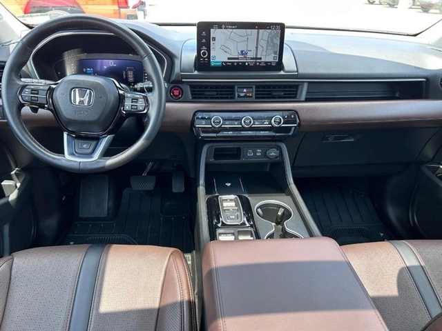 2023 Honda Pilot Elite - Photo 16