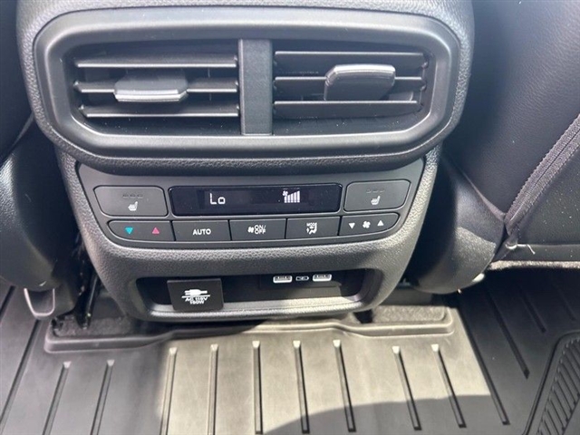 2023 Honda Pilot Elite - Photo 16