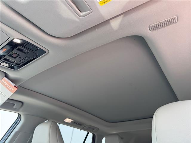 2024 Toyota Grand Highlander XLE - Photo 16