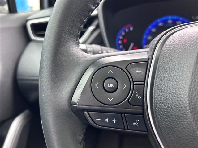2022 Toyota Corolla Cross XLE - Photo 16