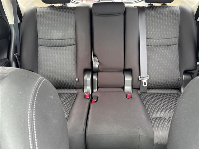 2019 Nissan Rogue SV - Photo 16