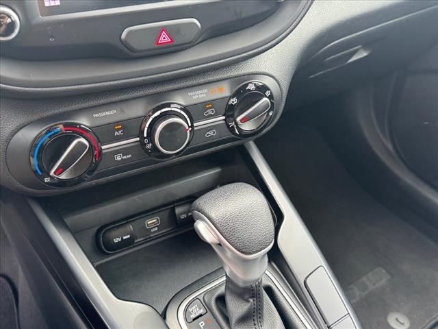 2023 Kia Soul LX - Photo 16