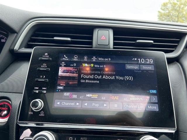 2022 Honda Insight Touring - Photo 17