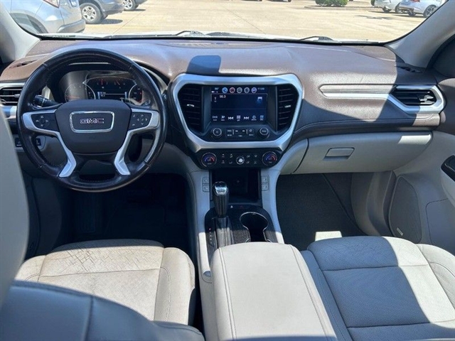 2018 GMC Acadia SLT-1 - Photo 17