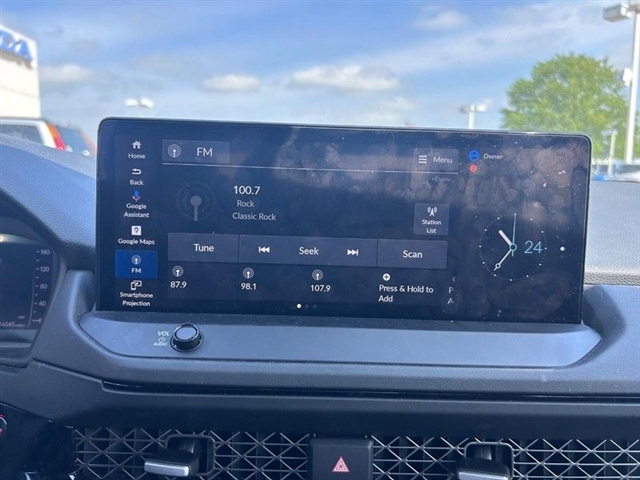 2023 Honda Accord Hybrid Touring - Photo 17
