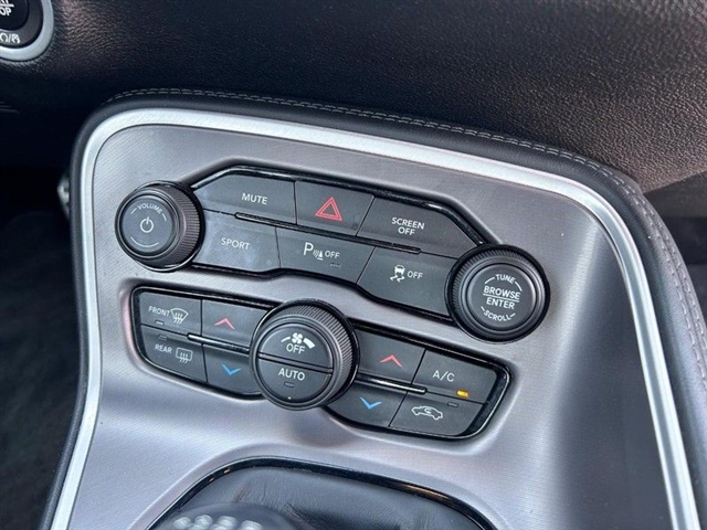2022 Dodge Challenger R/T - Photo 17