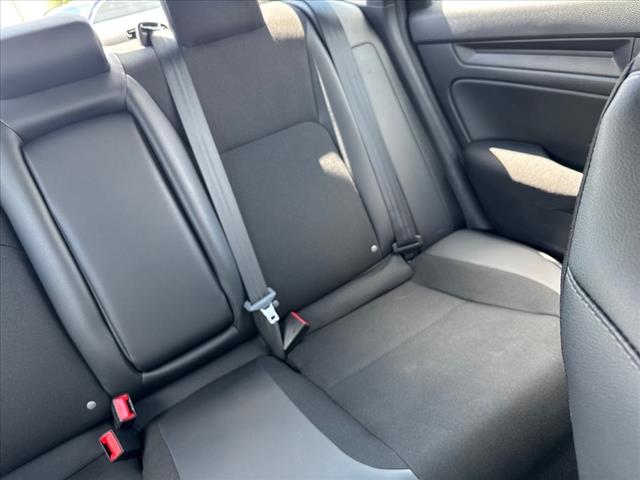 2025 Honda Civic Sport - Photo 17