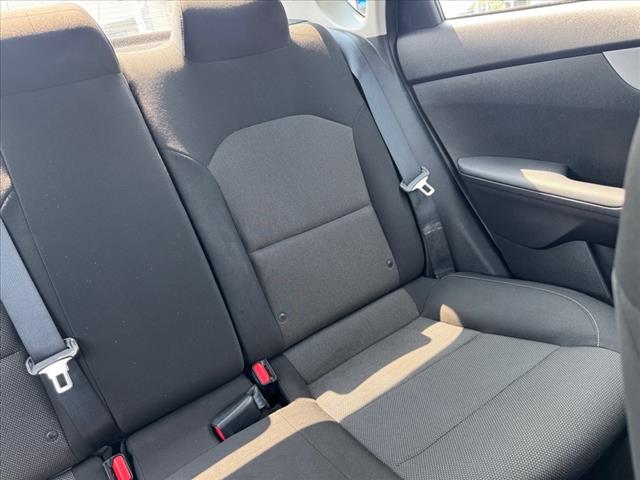 2023 Kia Forte LXS - Photo 17