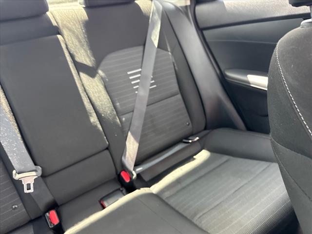 2019 Kia Forte S - Photo 17