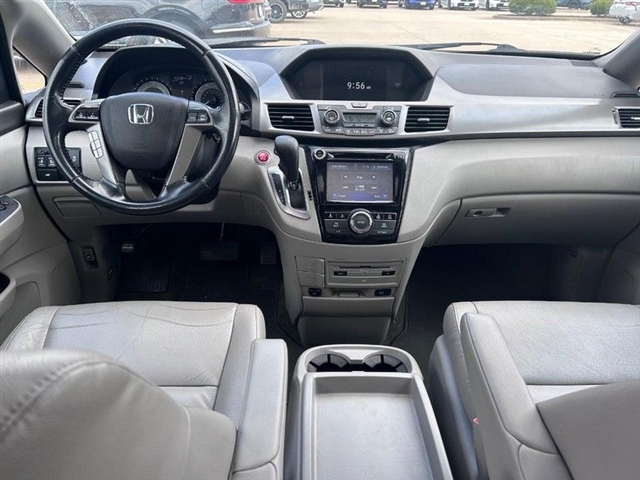 2017 Honda Odyssey EX-L - Photo 17