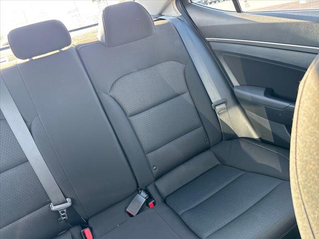 2018 Hyundai ELANTRA SEL - Photo 17