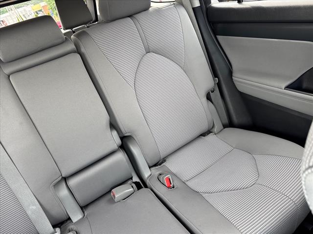 2023 Toyota Highlander LE - Photo 17