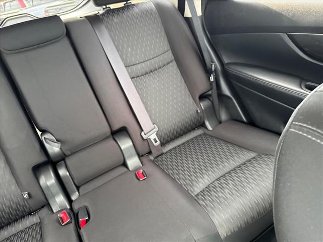 2019 Nissan Rogue SV - Photo 17
