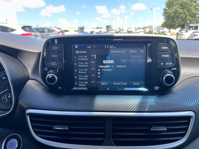 2020 Hyundai TUCSON Sport - Photo 17