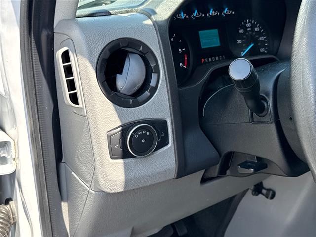 2022 Ford E-Series E-350 SD - Photo 18