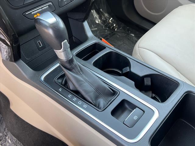 2017 Ford Escape Titanium - Photo 18