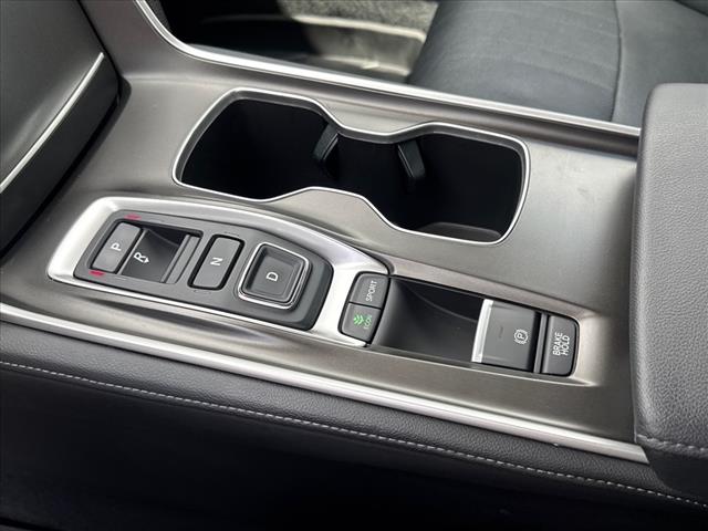 2022 Honda Accord Touring - Photo 18