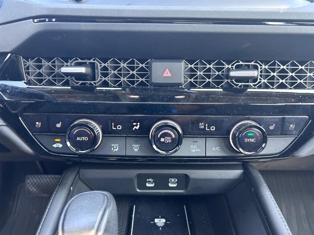 2023 Honda Accord Hybrid Touring - Photo 18