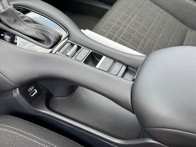 2023 Honda HR-V LX - Photo 18