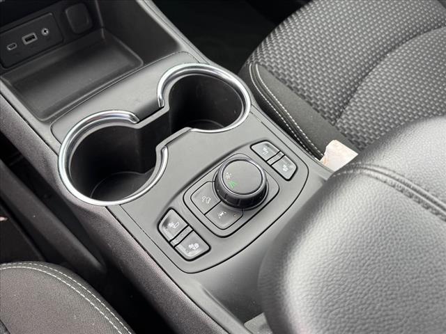 2022 GMC Terrain SLE - Photo 18
