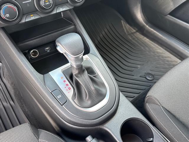 2022 Kia Forte FE - Photo 18