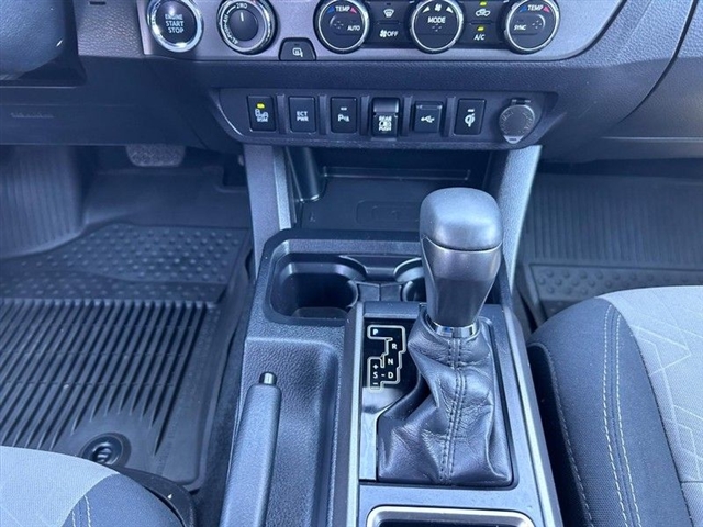 2021 Toyota Tacoma TRD Sport - Photo 18