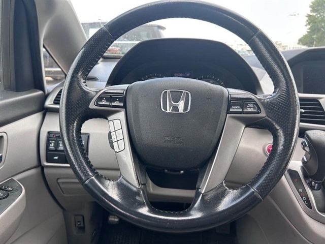 2017 Honda Odyssey EX-L - Photo 18