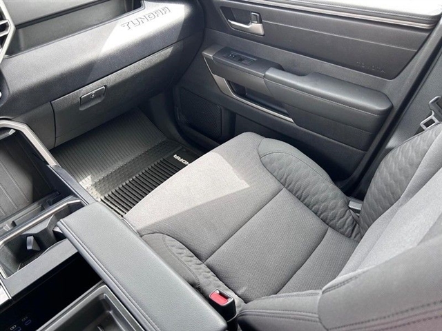 2022 Toyota Tundra SR5 - Photo 18