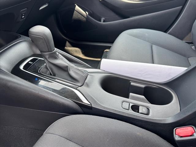 2023 Toyota Corolla LE - Photo 18