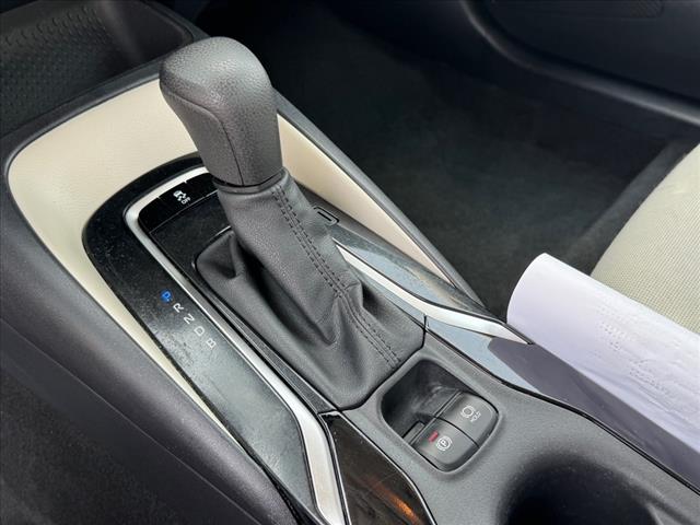 2022 Toyota Corolla LE - Photo 18
