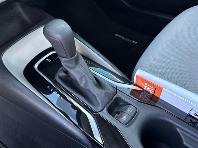 2021 Toyota Corolla LE - Photo 18