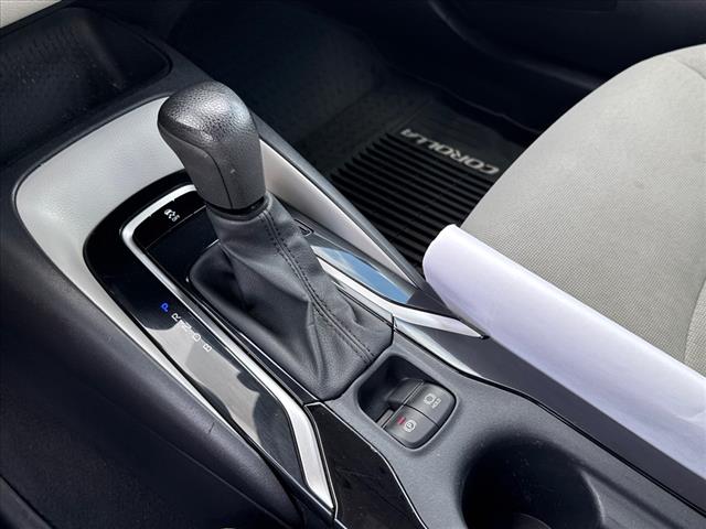 2021 Toyota Corolla LE - Photo 18