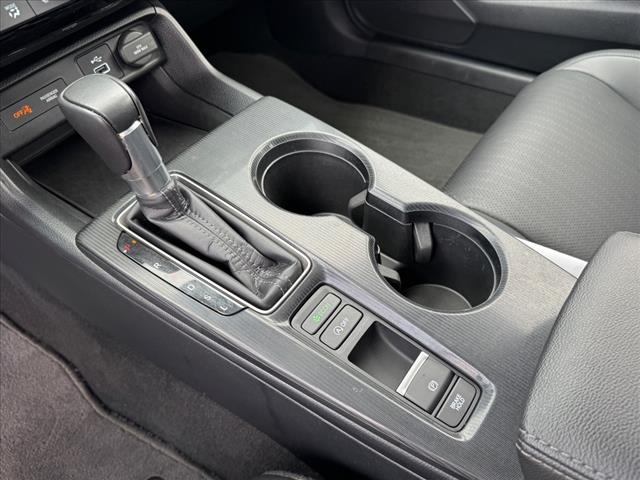 2024 Honda Civic EX-L - Photo 19
