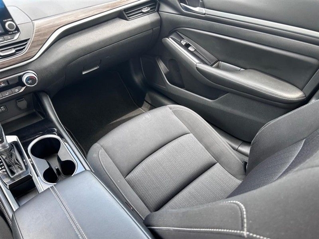 2023 Nissan Altima 2.5 SV - Photo 19