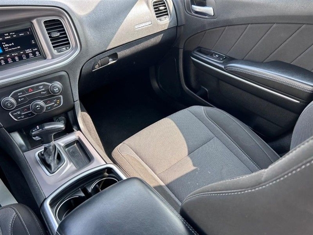 2022 Dodge Charger SXT - Photo 19