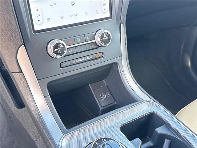 2022 Ford Edge SEL - Photo 19