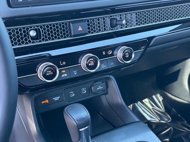 2025 Honda Civic Sport - Photo 19