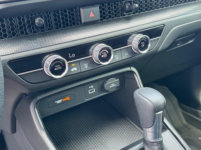 2025 Honda CR-V LX - Photo 19
