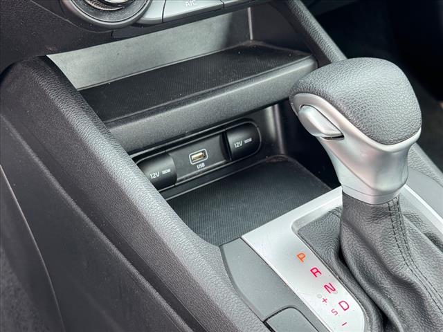 2023 Kia Forte LXS - Photo 19