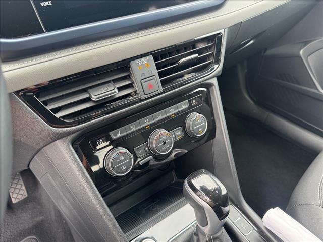 2024 Volkswagen Taos SE - Photo 19